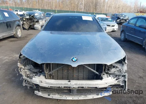 2020 BMW 540I xDrive z USA, uszkodzony, nr VIN WBAJS3C03LWW70300